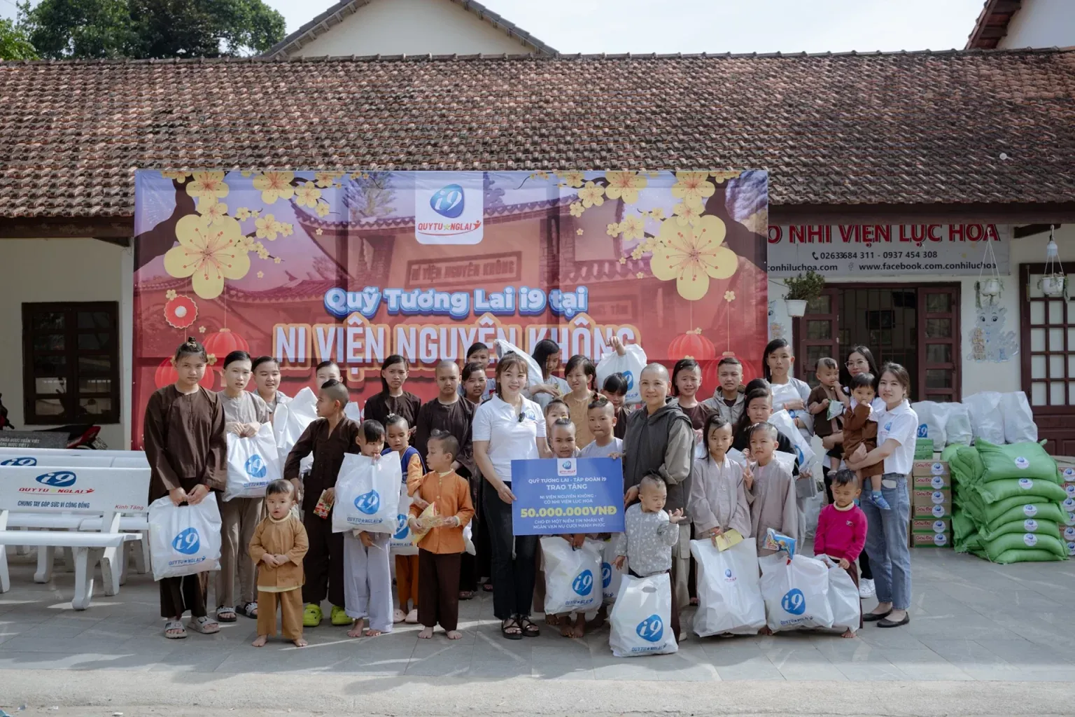 Hình ảnh casino trực tuyến với dealer người thật